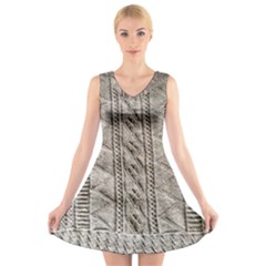 Rough Cable Knit V-neck Sleeveless Dress by DeneWestUK