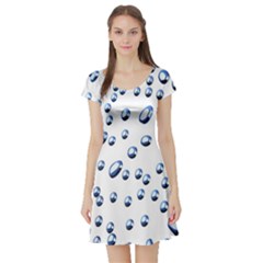 Water Drops On White Background Short Sleeve Skater Dress