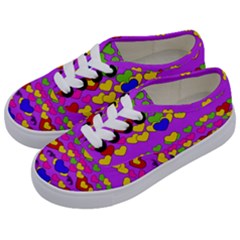 I Love This Lovely Hearty One Kids  Classic Low Top Sneakers by pepitasart