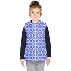 A Hexagonal Pattern Unidirectional Kids  Hooded Puffer Vest by Pakrebo