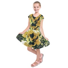 Yellow Snowballs Kids  Short Sleeve Dress