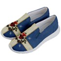 Quebec flag drapeau Québec Patriote Carillon Sacré-Coeur Christian Catholic old vintage with fleurs de lys Women s Lightweight Slip Ons View2