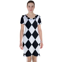 Grid Domino Bank And Black Short Sleeve Nightdress by Sapixe