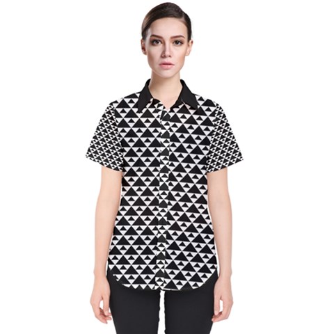 Black And White Triangles Pattern, Geometric Women s Short Sleeve Shirt by Casemiro