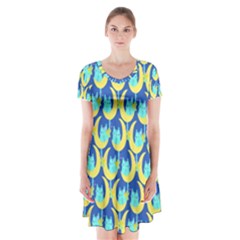 Catmoon Short Sleeve V-neck Flare Dress by Sparkle