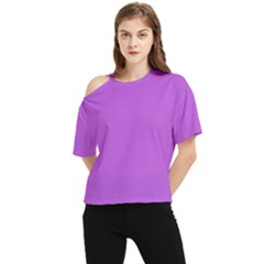 Color Medium Orchid One Shoulder Cut Out Tee by Kultjers