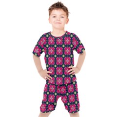 Pattern Of Hearts Kids  Tee And Shorts Set by SychEva