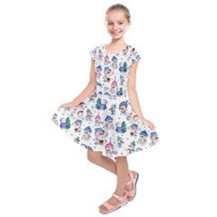 Cute Snowmen Celebrate New Year Kids  Short Sleeve Dress by SychEva