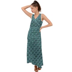 Bubble Wrap V-neck Chiffon Maxi Dress by artworkshop