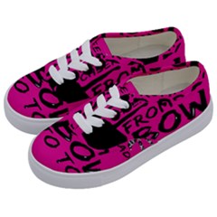 Bow To Toe Cheer Kids  Classic Low Top Sneakers by artworkshop