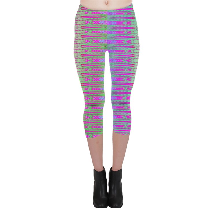 Glitch Machine Capri Leggings 