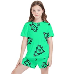 Tree With Ornaments Green Kids  Tee And Sports Shorts Set