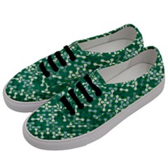 Patterns Fabric Design Surface Men s Classic Low Top Sneakers