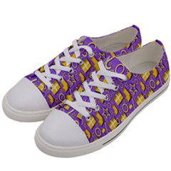 Pattern-purple-cloth Papper Pattern Women s Low Top Canvas Sneakers by nateshop