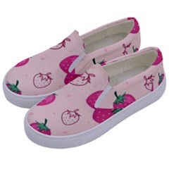 Seamless-strawberry-fruit-pattern-background Kids  Canvas Slip Ons by Wegoenart