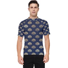 Cute Sea Shells  Men s Short Sleeve Rash Guard by ConteMonfrey