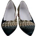 Patterned tunnels on the concrete wall Women s Block Heels  View1