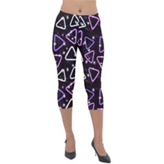 Abstract Background Graphic Pattern Lightweight Velour Capri Leggings  by Ravend