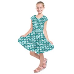 Teal And White Owl Pattern Kids  Short Sleeve Dress by GardenOfOphir
