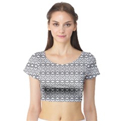 Celtic-knot 01 Short Sleeve Crop Top by nateshop