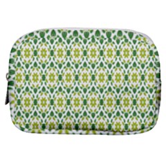 Leaf - 01 Make Up Pouch (small)