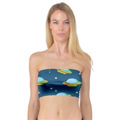 Seamless-pattern-ufo-with-star-space-galaxy-background Bandeau Top by Salman4z