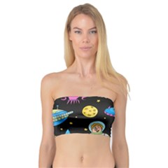 Seamless-pattern-with-space-objects-ufo-rockets-aliens-hand-drawn-elements-space Bandeau Top by Salman4z