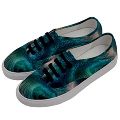 Tsunami Waves Ocean Sea Water Rough Seas Men s Classic Low Top Sneakers