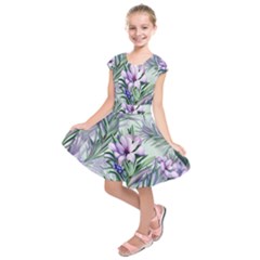 Beautiful Rosemary Floral Pattern Kids  Short Sleeve Dress by Ravend