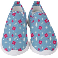 Christmas  Xmas Pattern Vector With Gifts And Pine Tree Icons Kids  Slip On Sneakers by Sarkoni