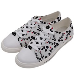 Pattern Flower Design Background Men s Low Top Canvas Sneakers