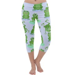 Cute Green Frogs Seamless Pattern Capri Yoga Leggings
