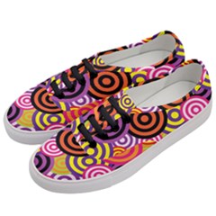 Abstract Circles Background Retro Women s Classic Low Top Sneakers