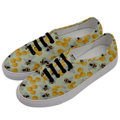 Bees Pattern Honey Bee Bug Honeycomb Honey Beehive Men s Classic Low Top Sneakers