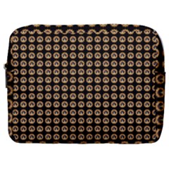 Olimedblk Make Up Pouch (large)