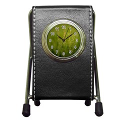 Grass Stationery Holder Clock by Siebenhuehner