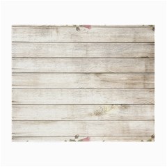 On Wood 2188537 1920 Small Glasses Cloth