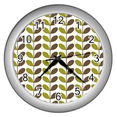 Leaf Plant Pattern Seamless Wall Clock (silver) by Pakrebo