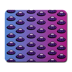 Ufo Alien Pattern Large Mousepads by Wegoenart