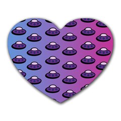 Ufo Alien Pattern Heart Mousepads by Wegoenart