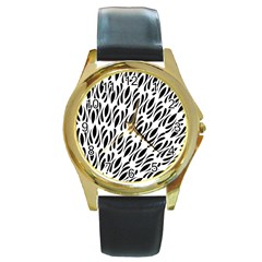 Vertical Round Gold Metal Watch by Sobalvarro