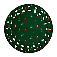 Christmas Background Green Pattern Ornament (round Filigree)