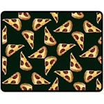 Pizza Slices Pattern Green Fleece Blanket (Medium)