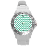 Chevron Pattern Giftt Round Plastic Sport Watch (L) Front