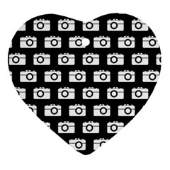 Modern Chic Vector Camera Illustration Pattern Heart Ornament (two Sides) by GardenOfOphir